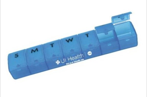 1-week pill dispenser in blue